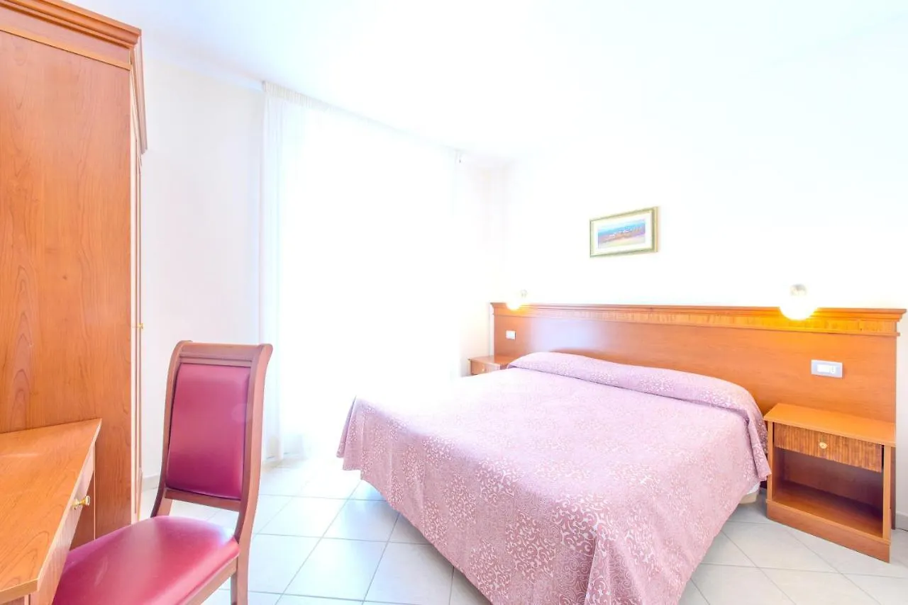 Comfortable Apartment In Rimini 50 M² Near The Beach