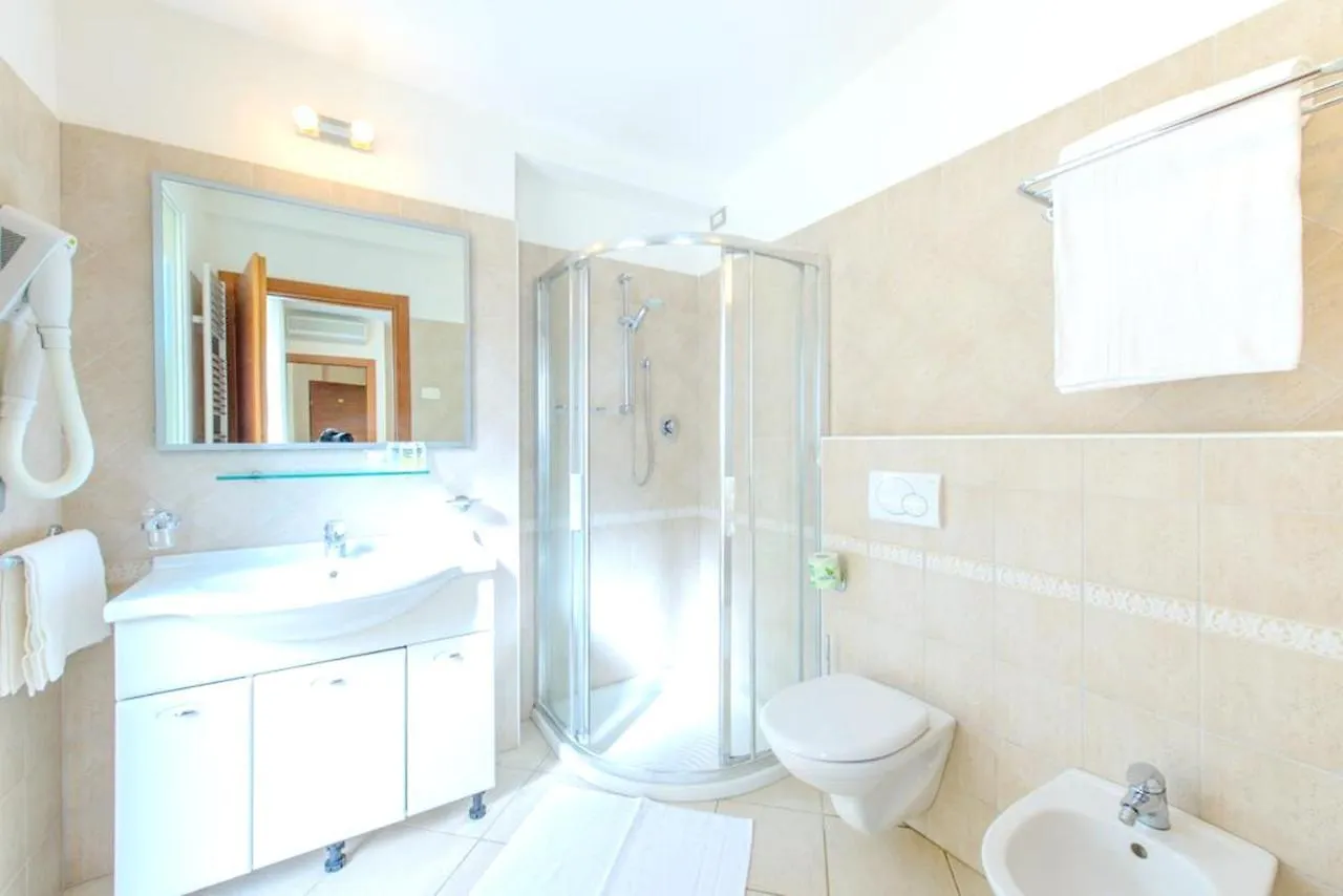 Comfortable Apartment In Rimini 50 M² Near The Beach